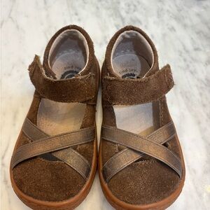 LIVIE & Luca Serena Copper Shimmer Brown Suede Mary Janes - Size 7